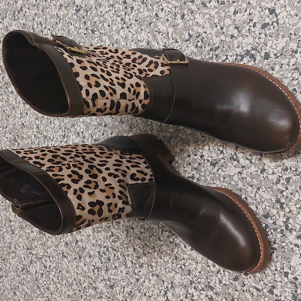 Sperry women's boots non marking